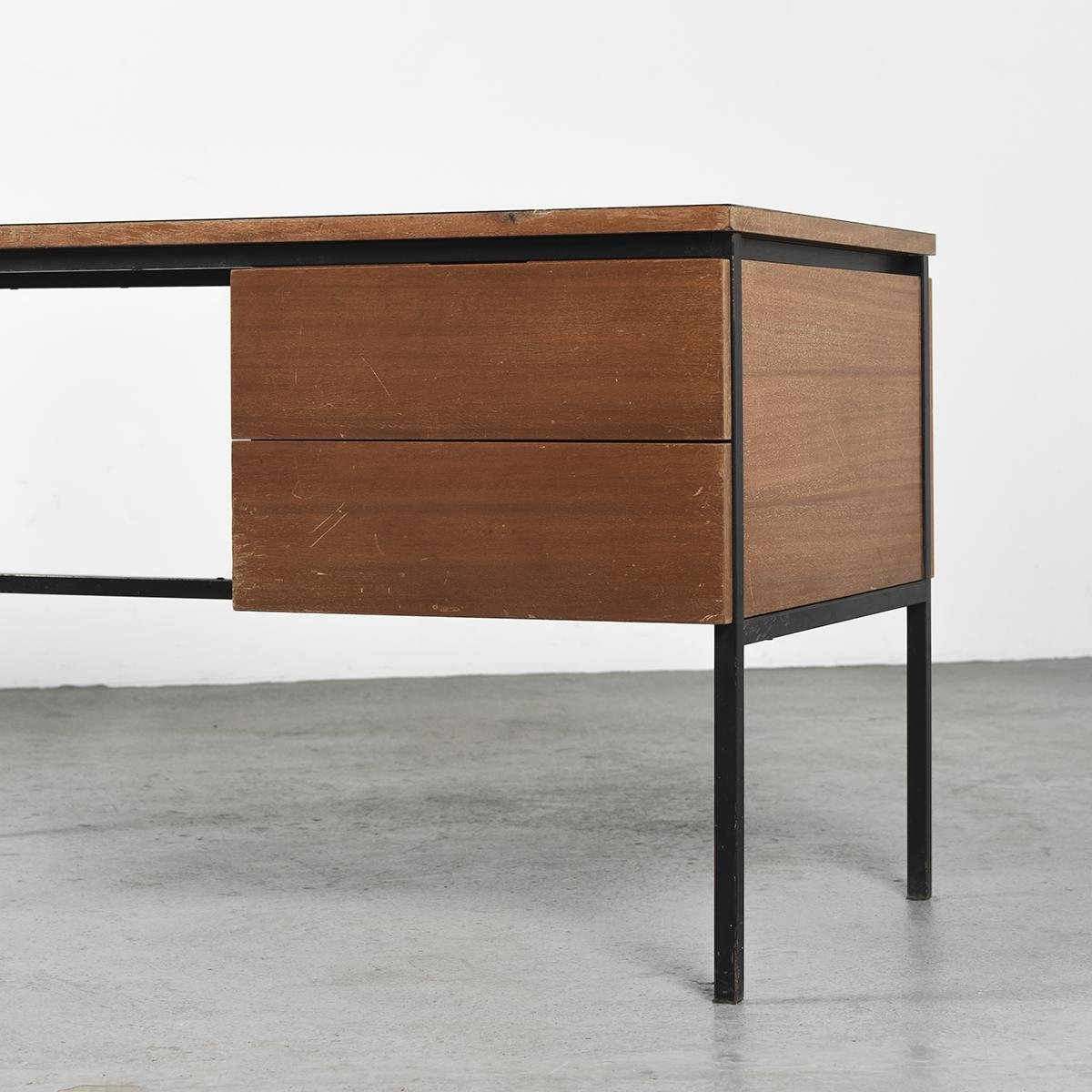  Bureau modèle 620, Pierre Guariche pour Minvielle, circa 1950-photo-3