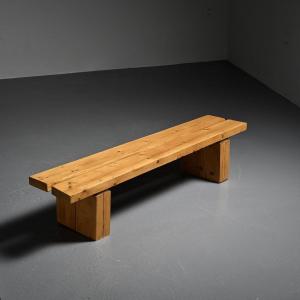 Banc en pin de la résidence La Rive, Arc 1600, France, circa 1970