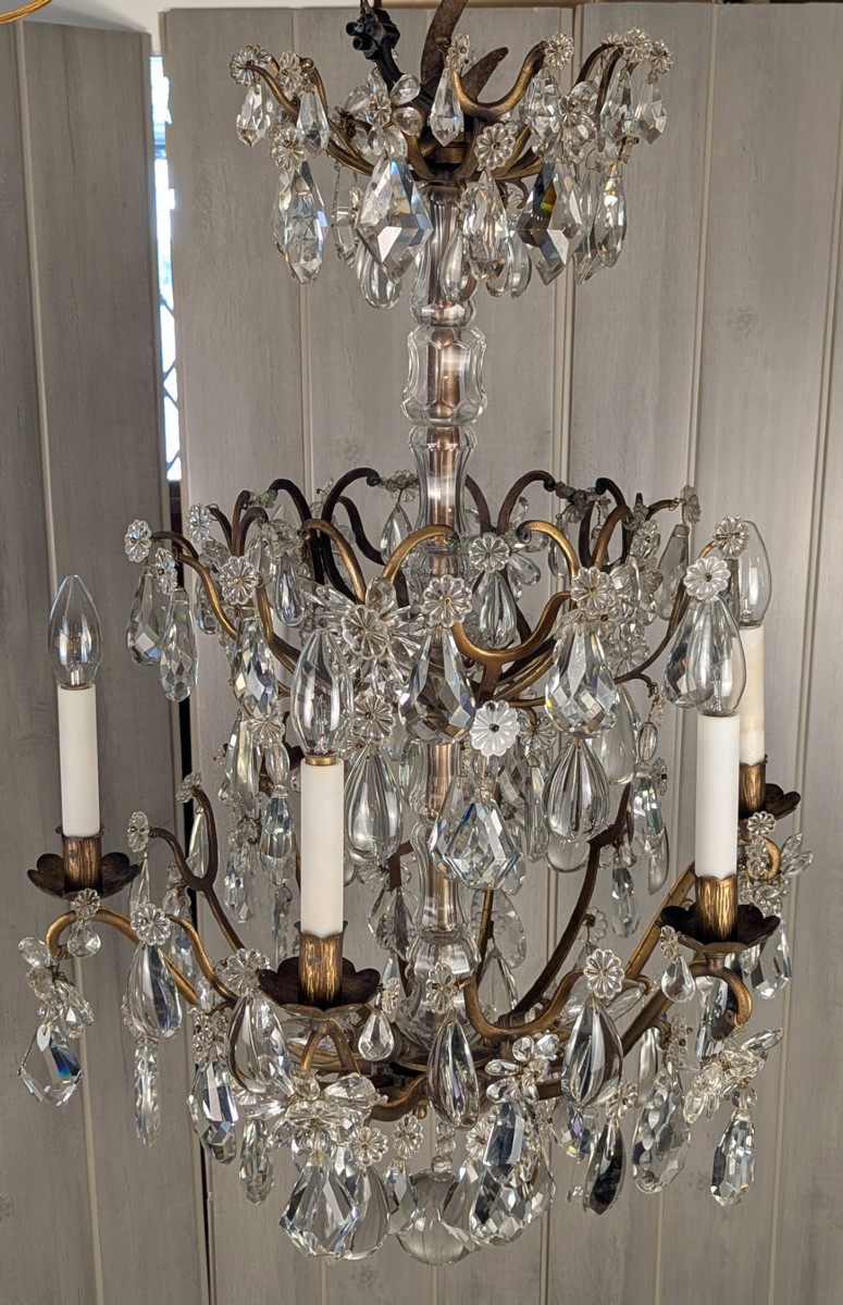 Grand Lustre en bronze et à pampilles  à 12 lumières XIXème siècle 