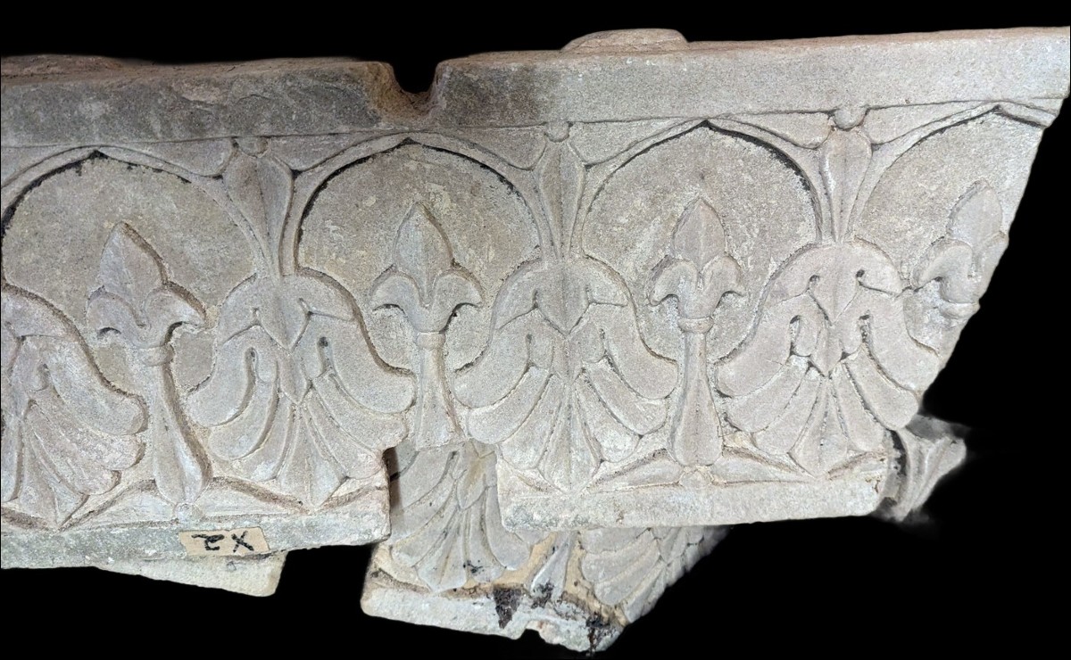 19th Century Carved Marble Frieze-photo-2