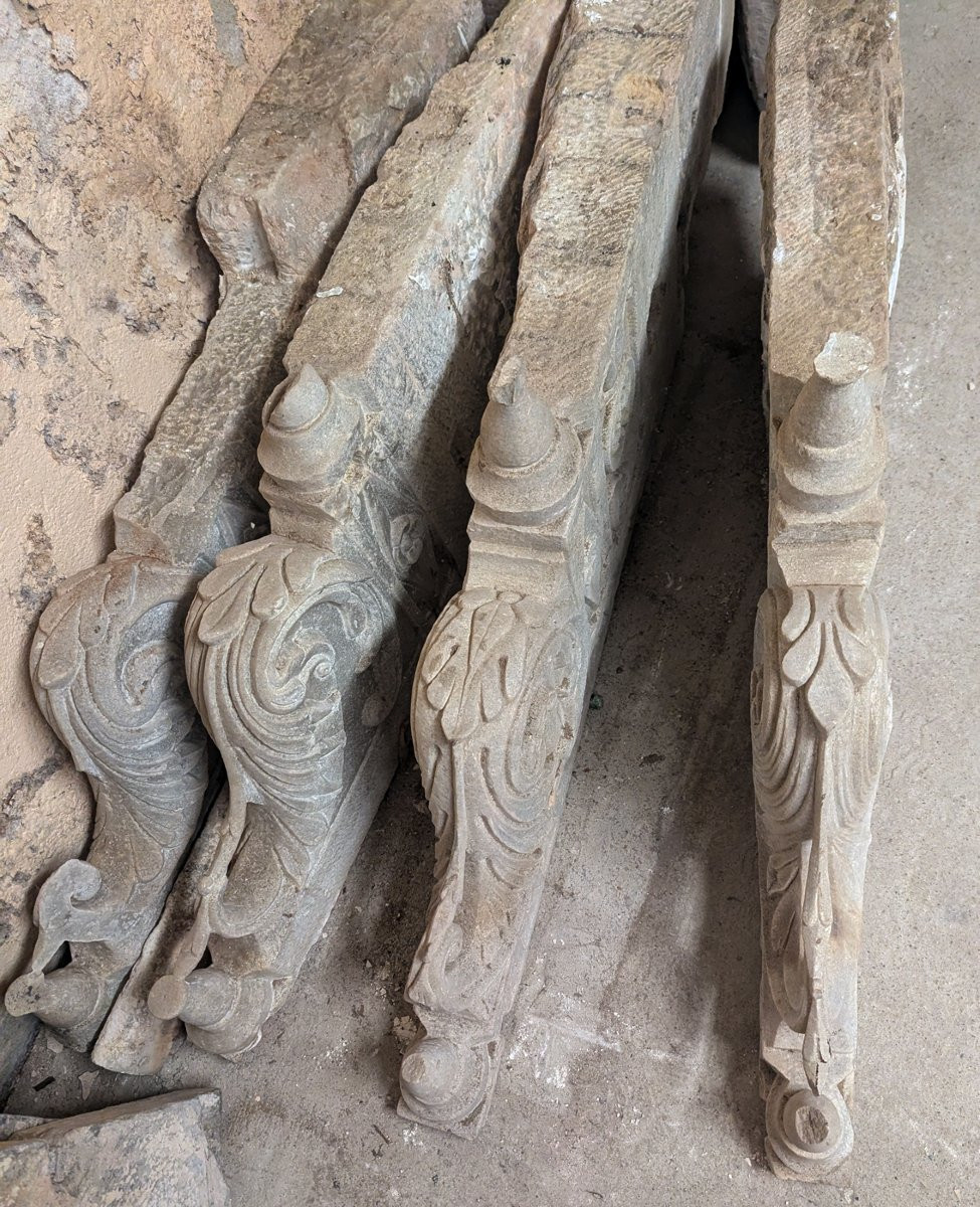 4 19th Century Sculpted Marble Consoles-photo-3