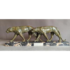 2 Walking Lionesses (or Panthers) In Patinated Regulates. Art Deco