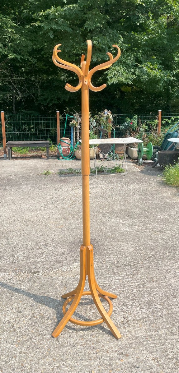 2 Parrots Or 2 Baumann Coat Racks-photo-3