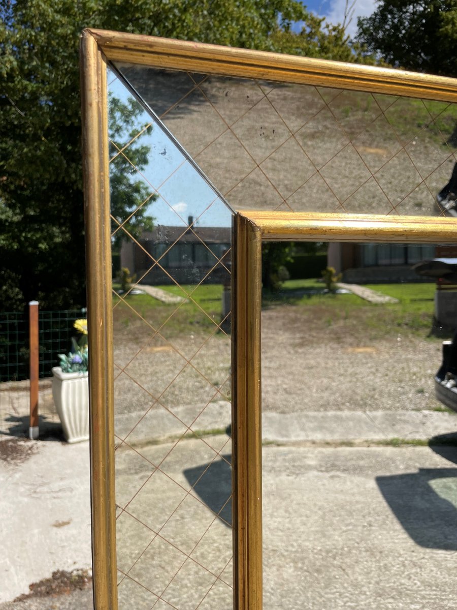 Miroir vintage  avec parcloses et motifs 1950-60 en bois doré et verre en bon état . -photo-5