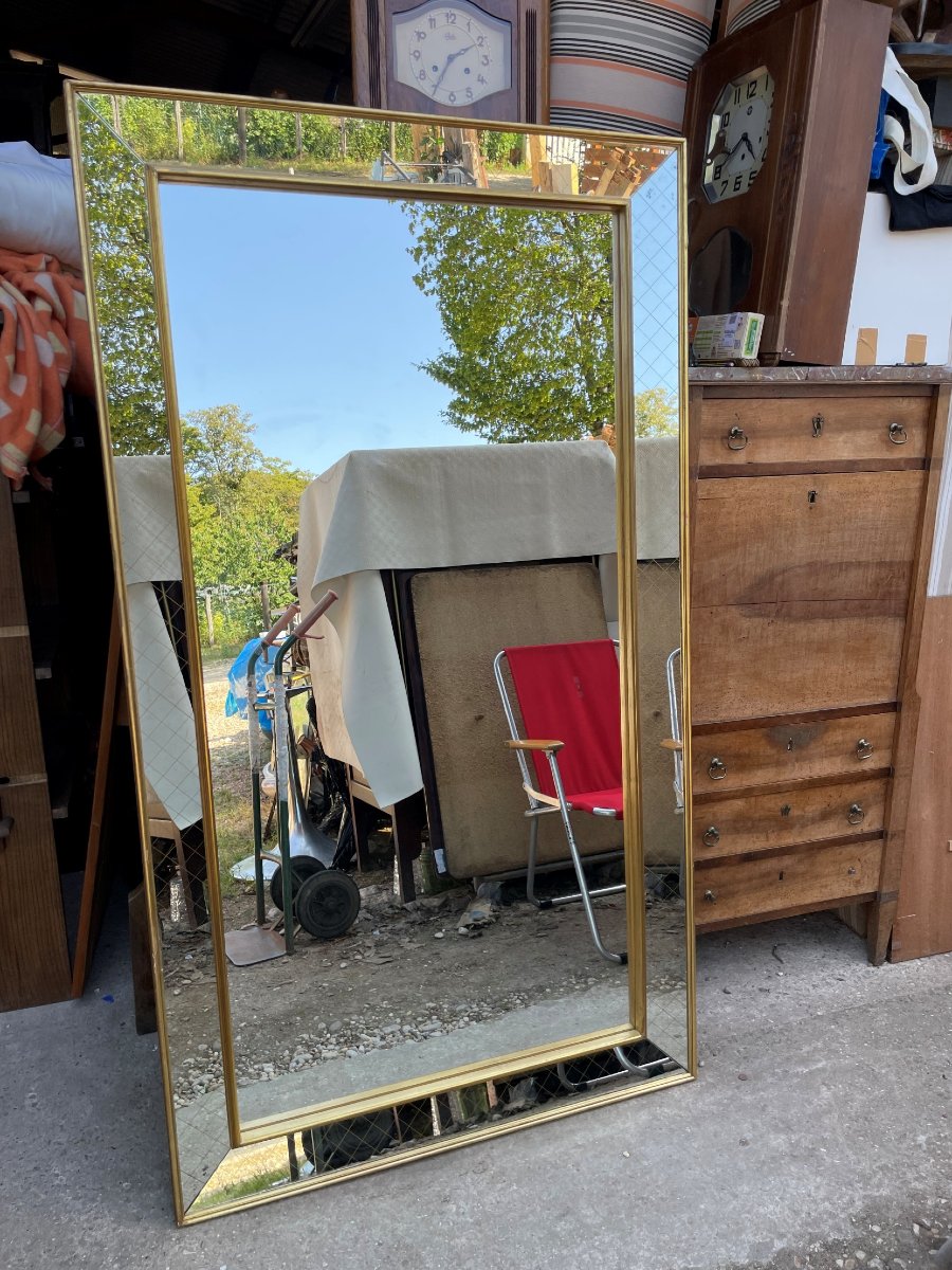 Miroir vintage  avec parcloses et motifs 1950-60 en bois doré et verre en bon état . -photo-8