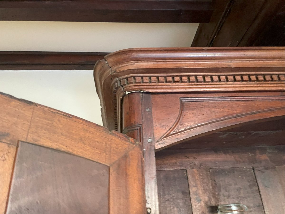 Louis XIII Burgundy Armoire From The 17th Or 18th Century In Good Condition 230 Cm-photo-8