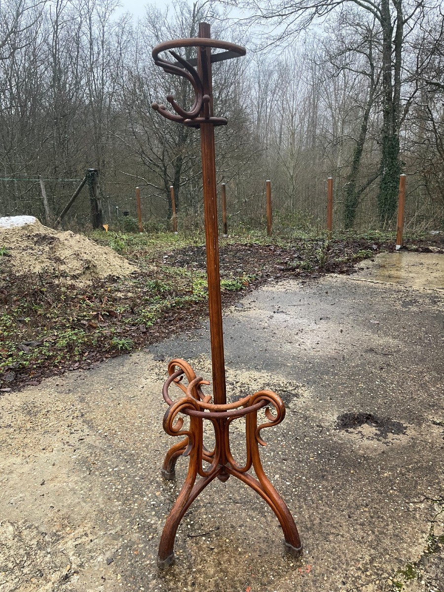 1/2 Parrot 1900 In Good Condition