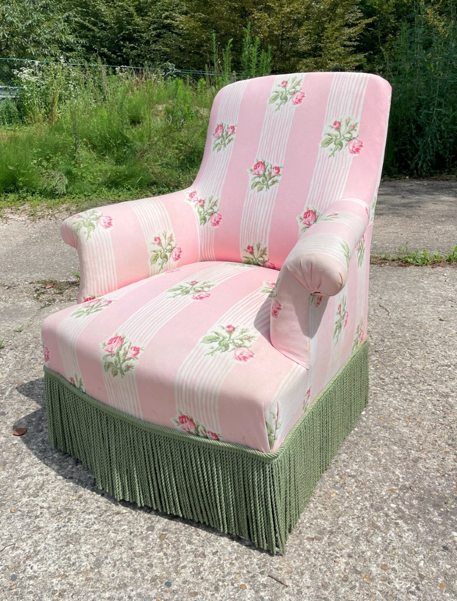 Napoleon III Pink Armchair In Very Good Condition, Very Well Made And Very Comfortable