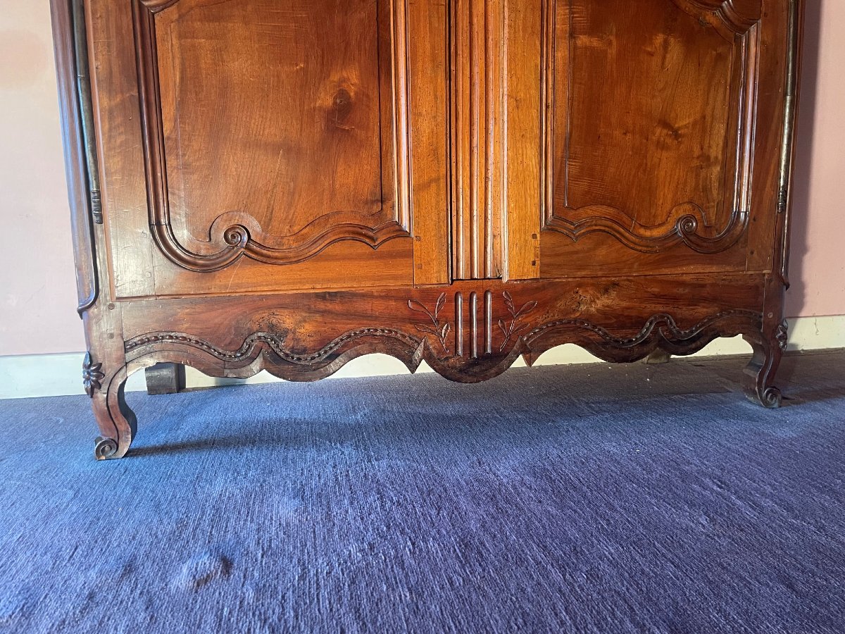 Grande Armoire Bressanne du 19ème siècle en très bon état.-photo-2