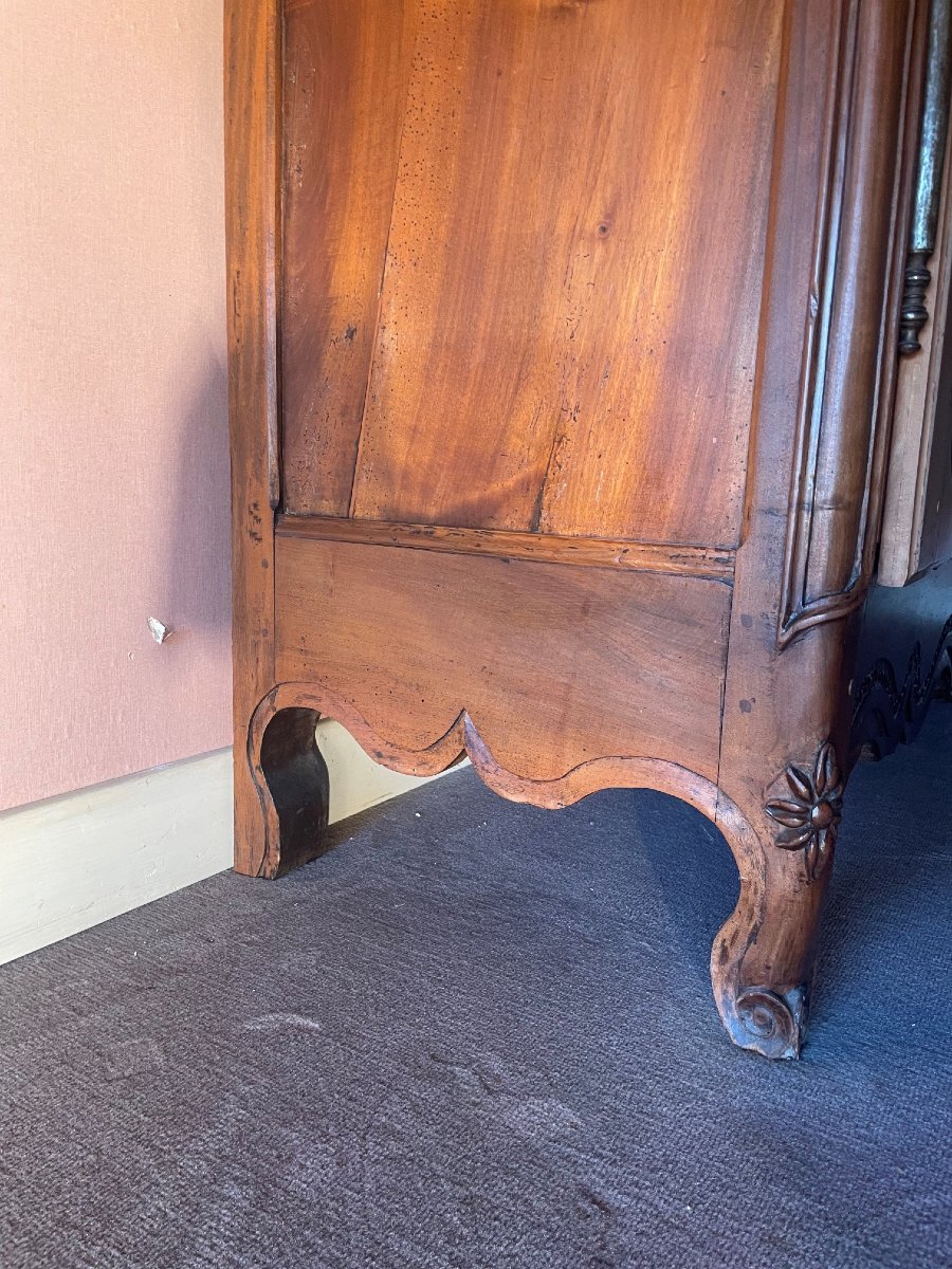 Grande Armoire Bressanne du 19ème siècle en très bon état.-photo-1