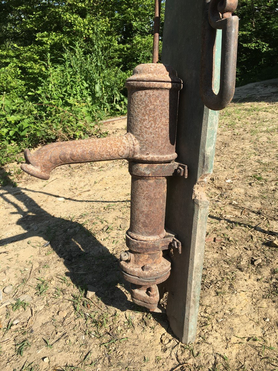 Pompe à eau mural du 19ème siècle en fonte et complète -photo-2