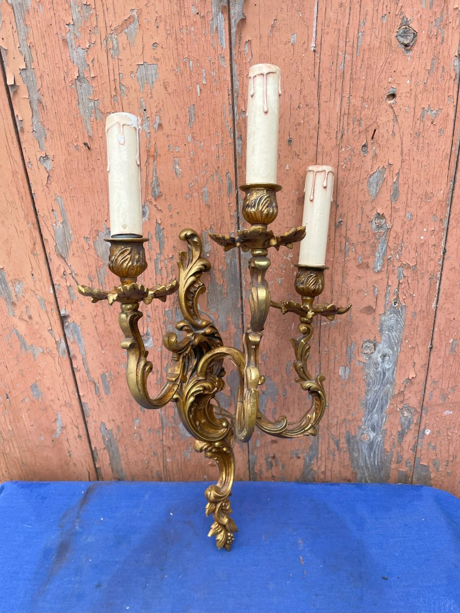 1 Applique en bronze à 3 branches bon état style Louis XV" -photo-1