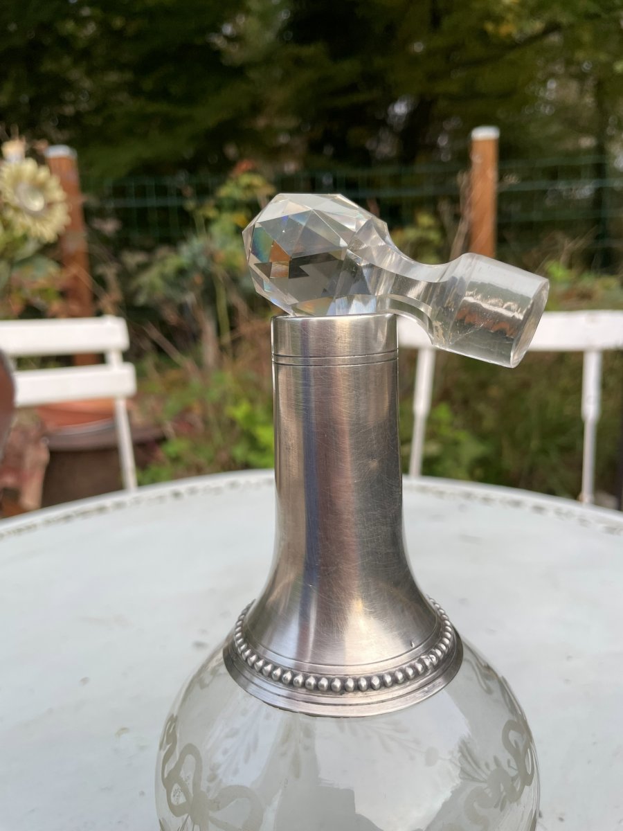 Bouteille en verre et en argent -photo-2