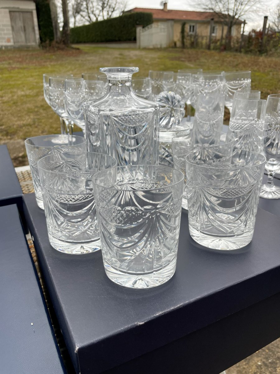 48 Pure Crystal Glasses, Chenonceau Pattern, And A Whisky Service With Its Decanter. -photo-8
