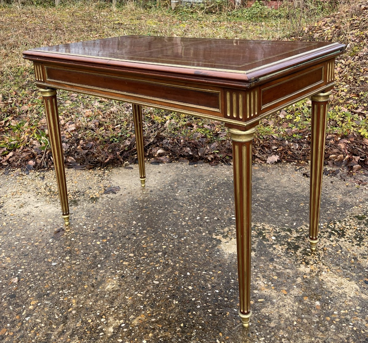 Table à jeu ou Bureau Style Louis XVI en très bon état-photo-3