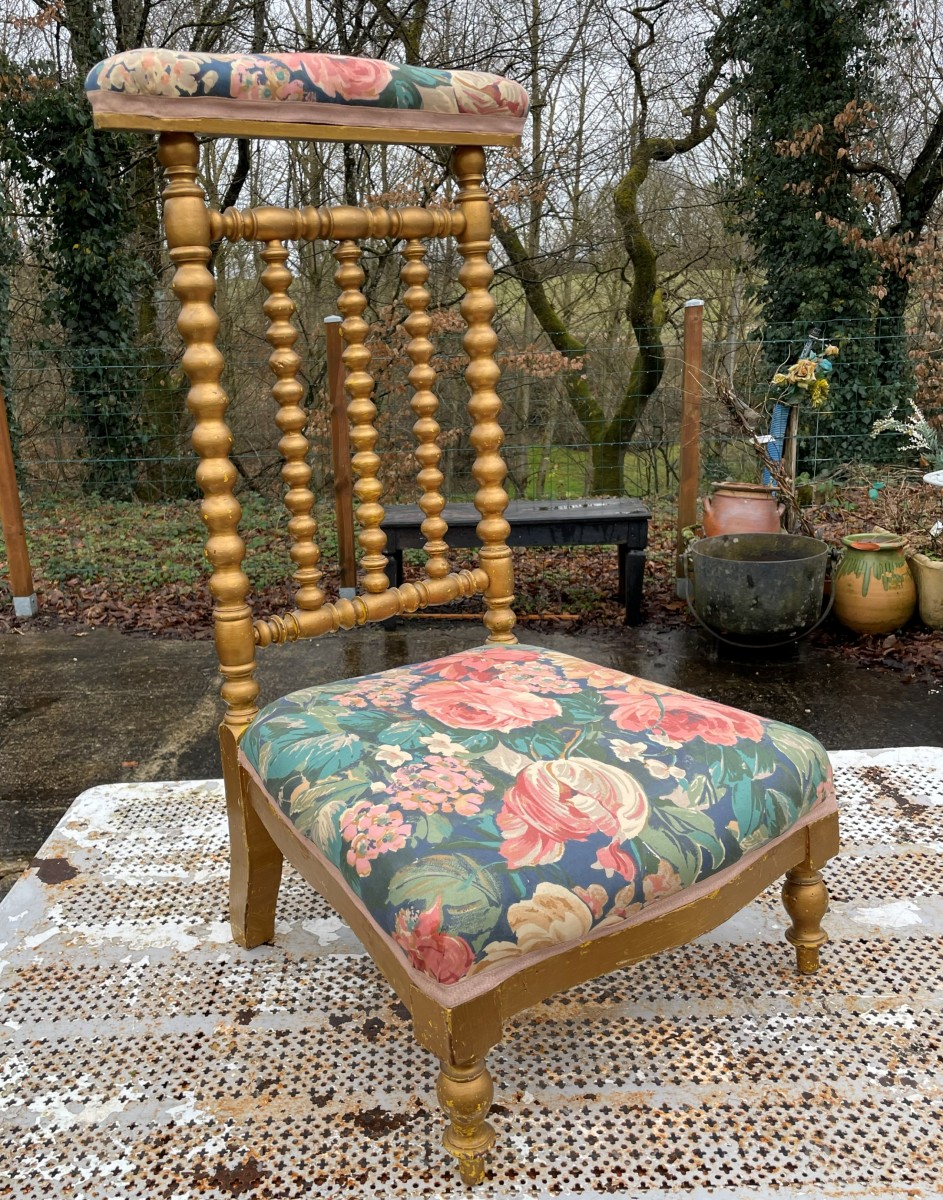 Prie Dieux en bois et tissus 