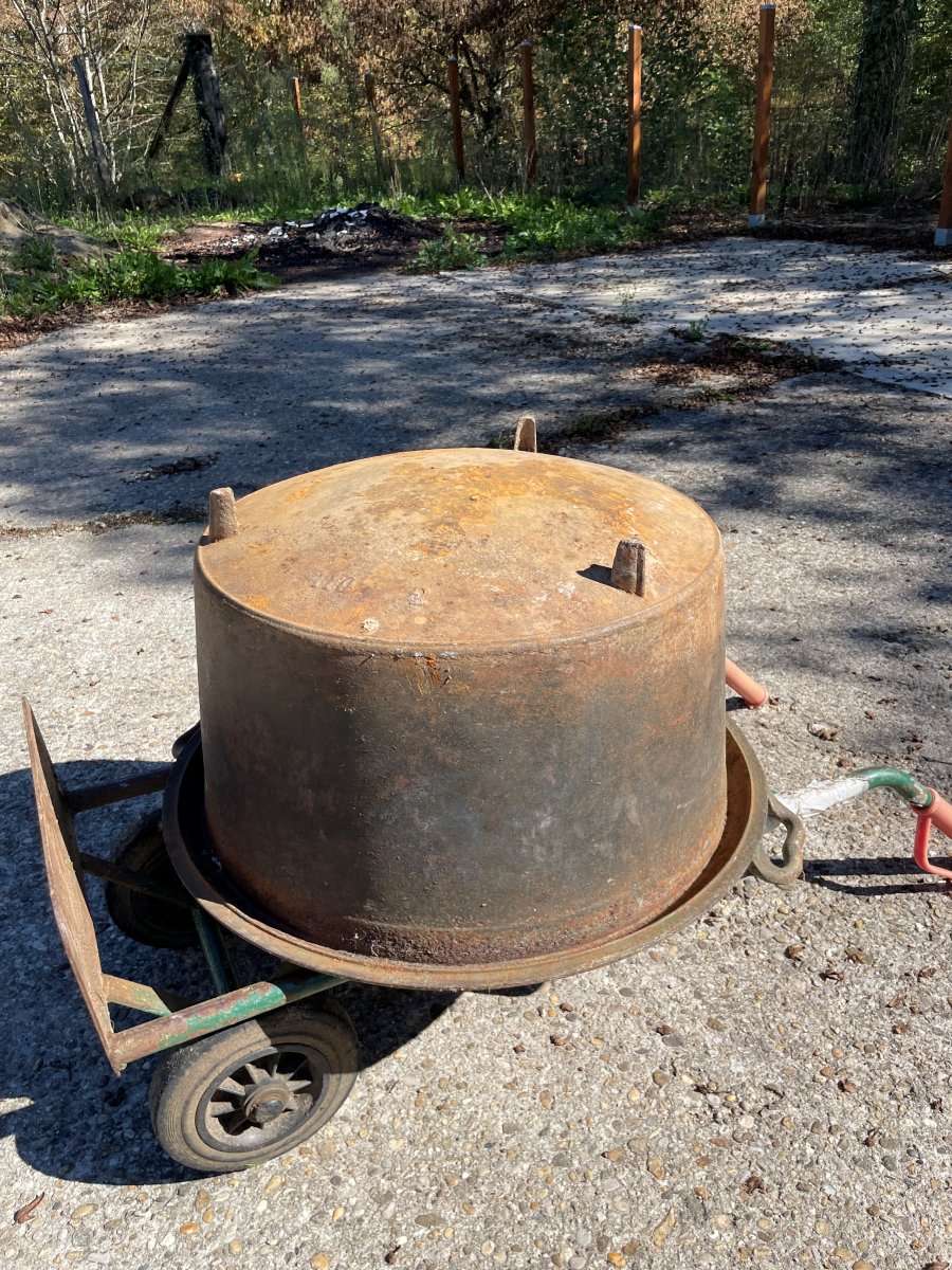 Chaudron à cochon en fonte -photo-2