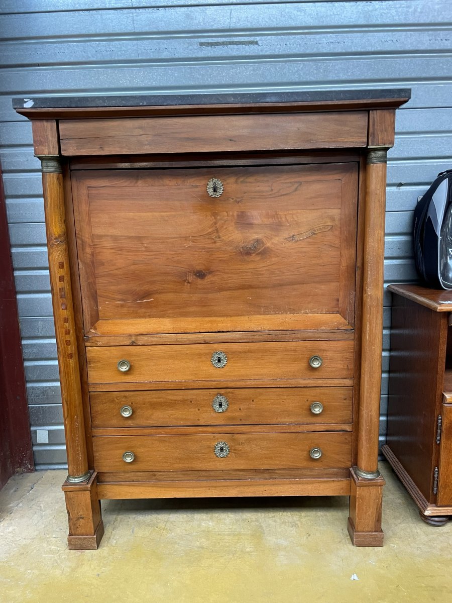 Empire Secretary -photo-2