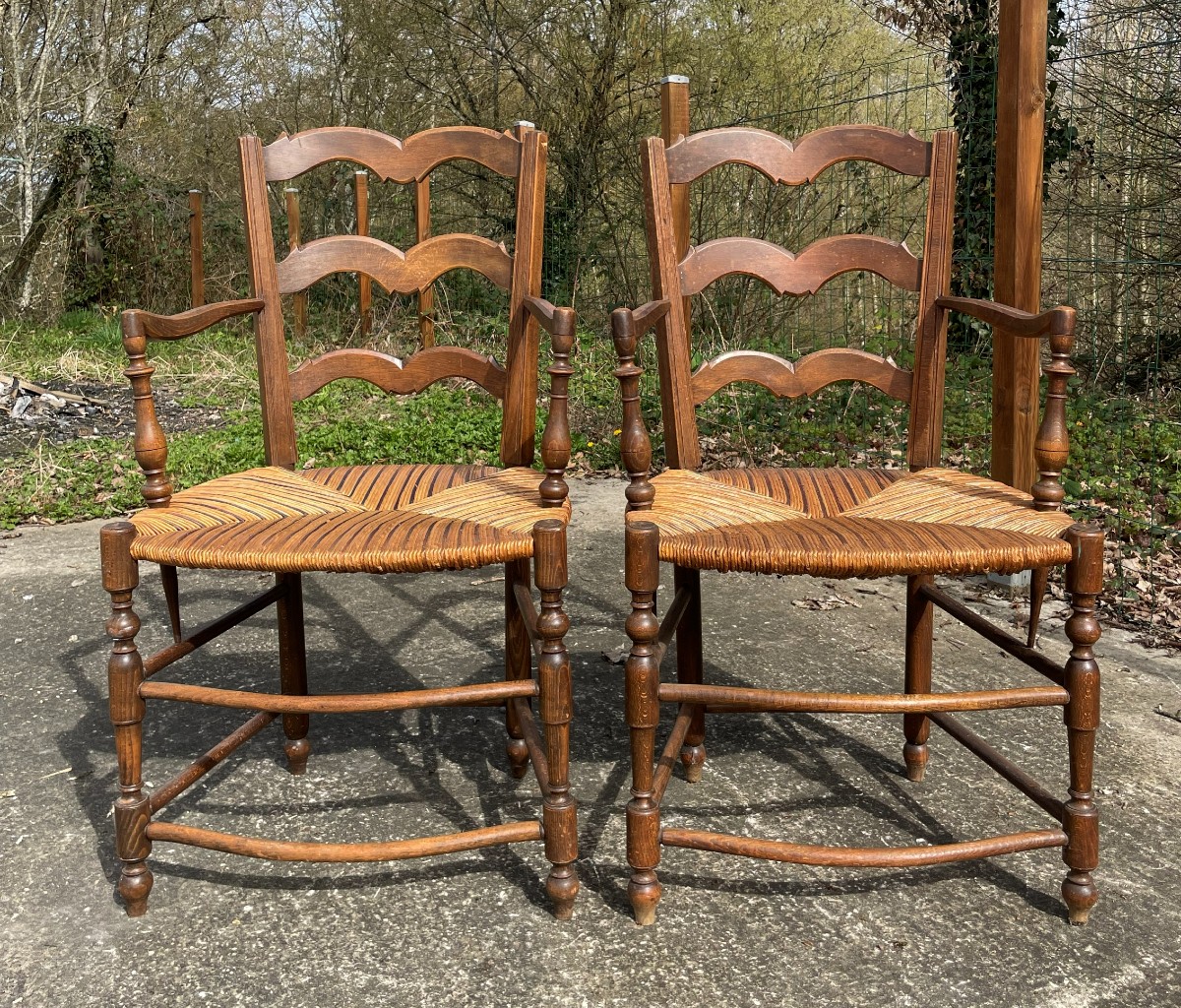 2 Country-style Straw Armchairs In Good Condition