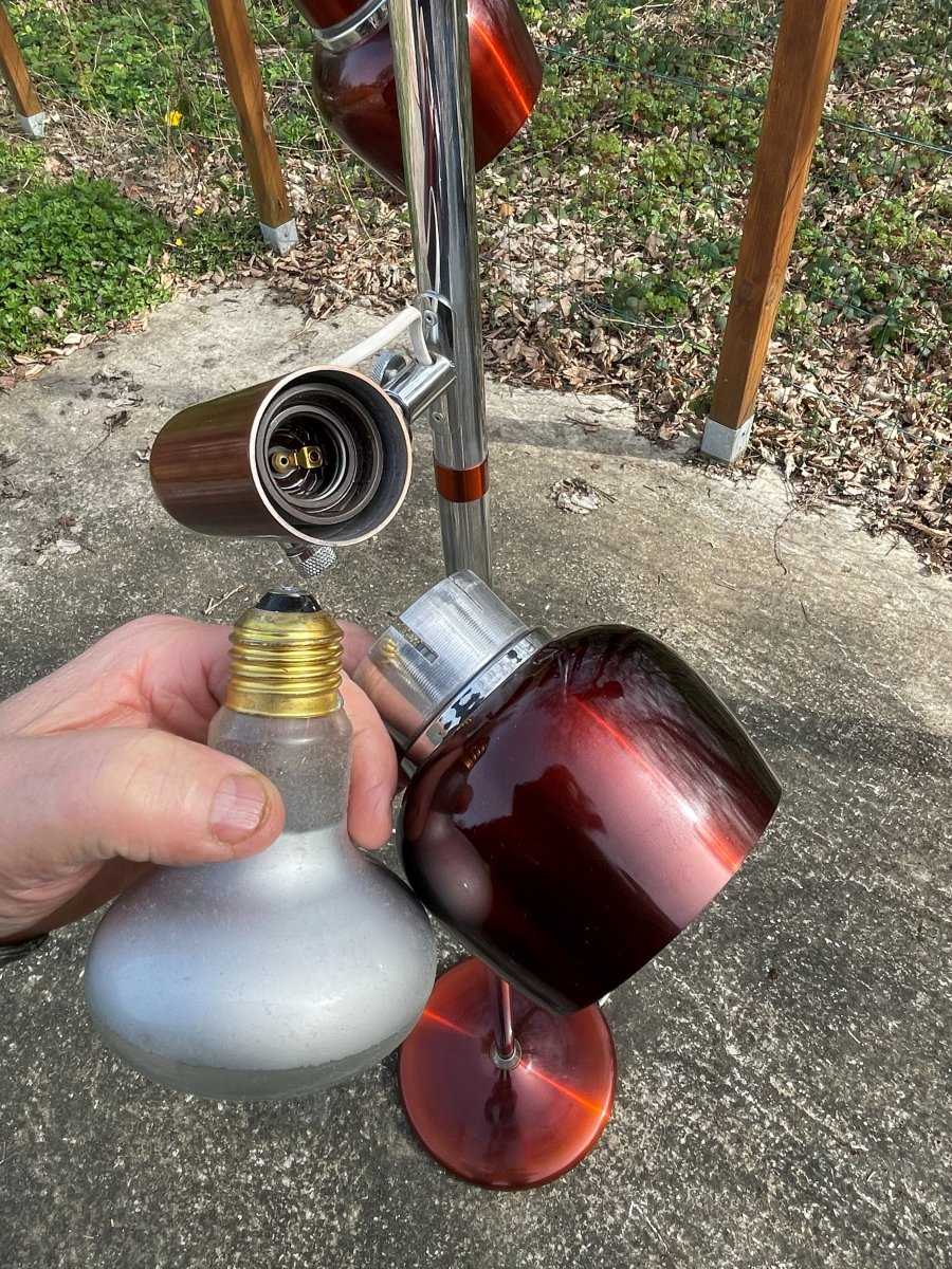 Lampadaire rouge en très bon état correct par Mr Light-photo-5