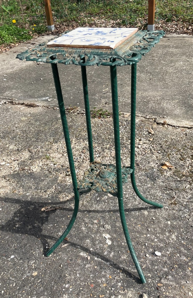 Sellette 1900 en métal 