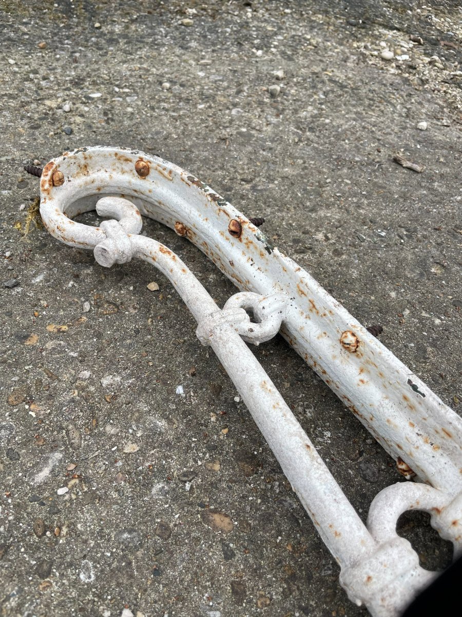 2 Pieds de banc en fonte -photo-7