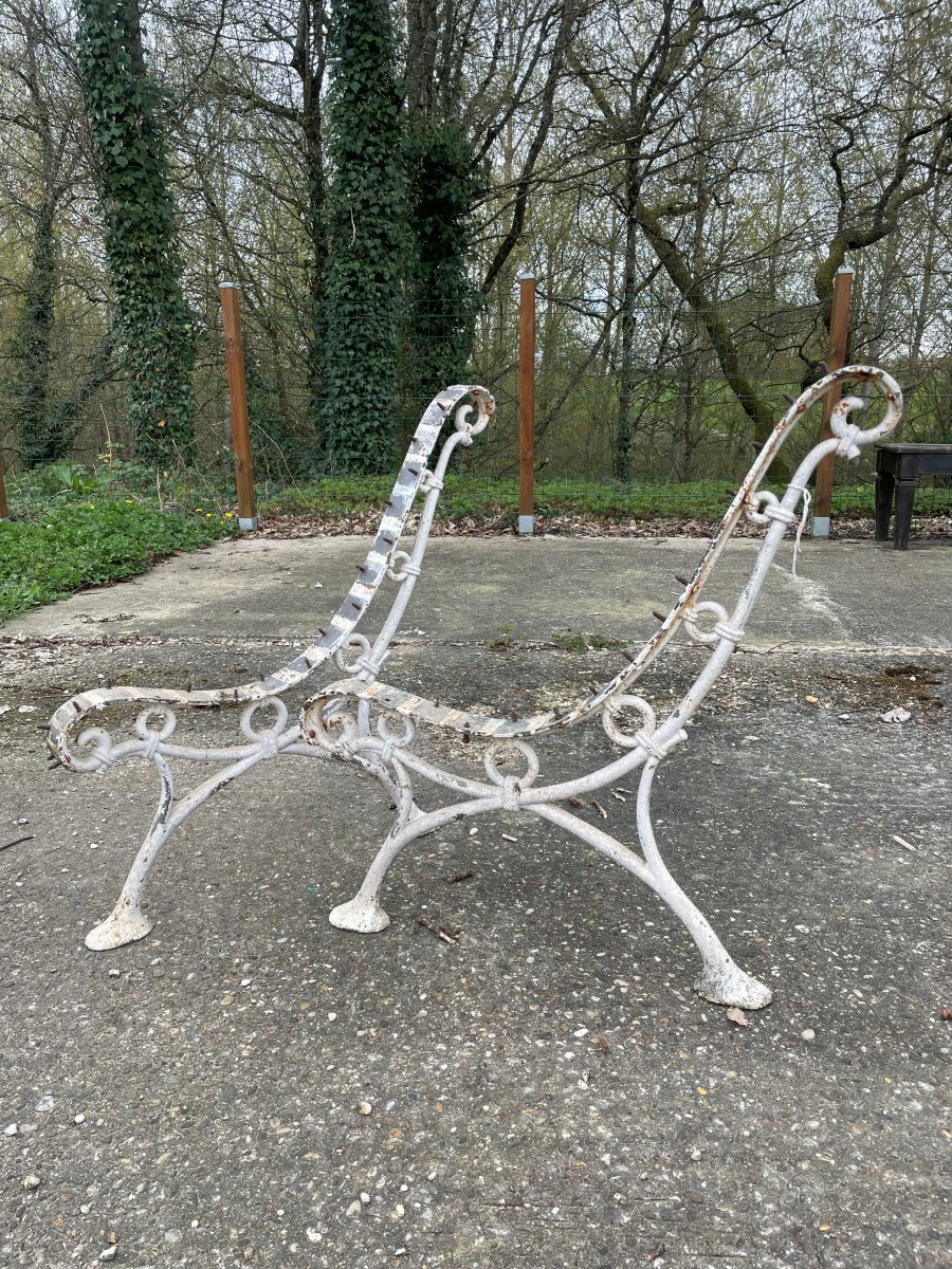 2 Pieds de banc en fonte 