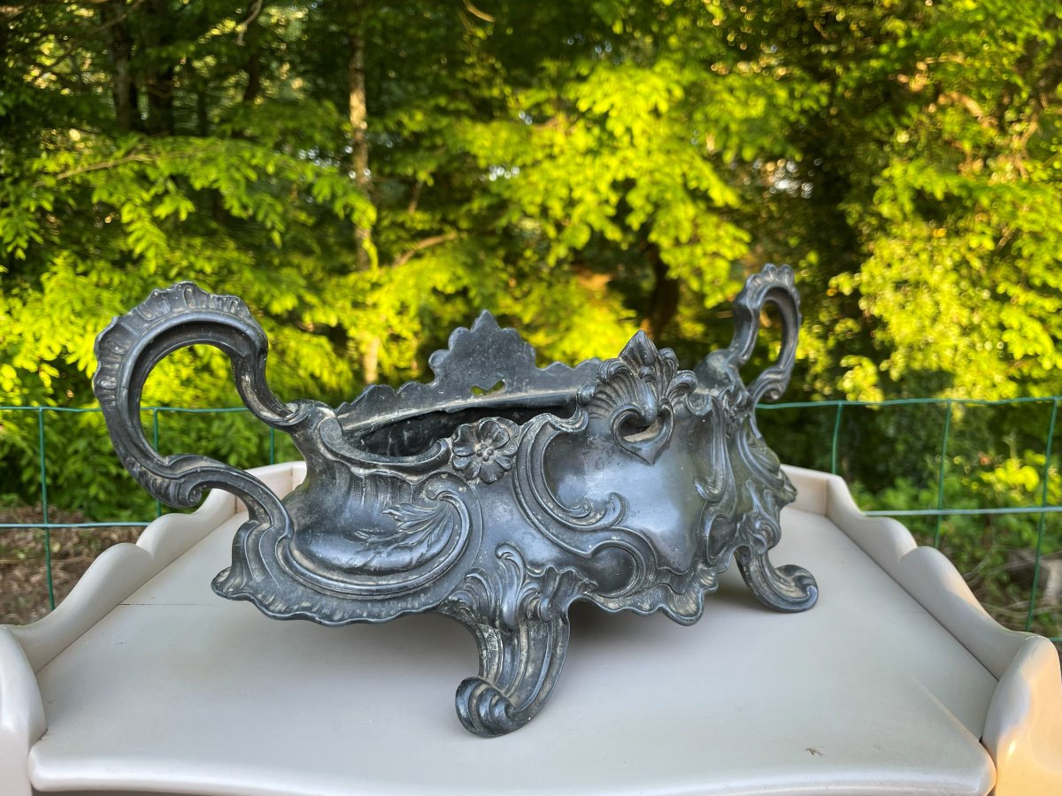 Jardinière en étain style rocaille -photo-3