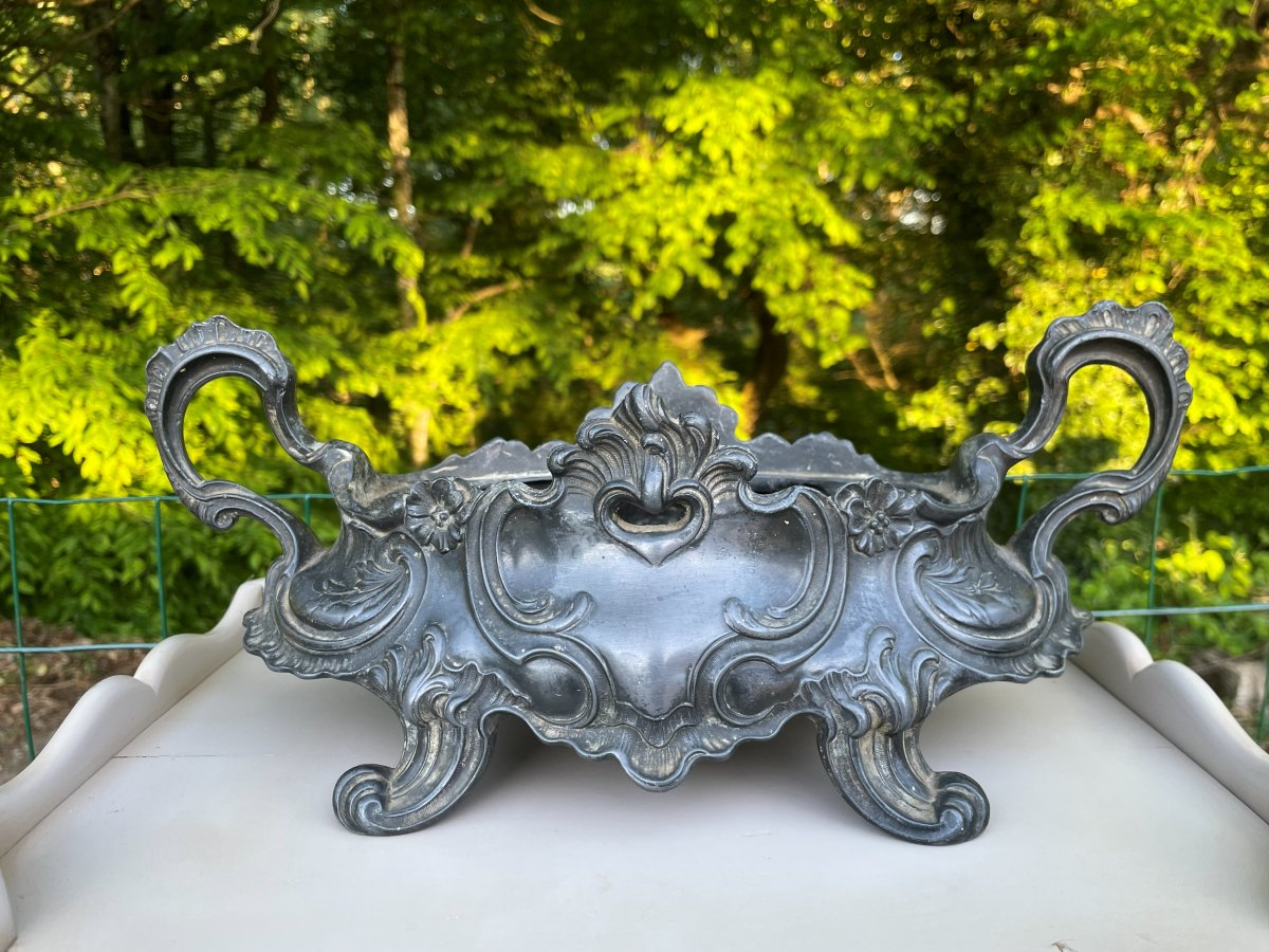 Jardinière en étain style rocaille -photo-4