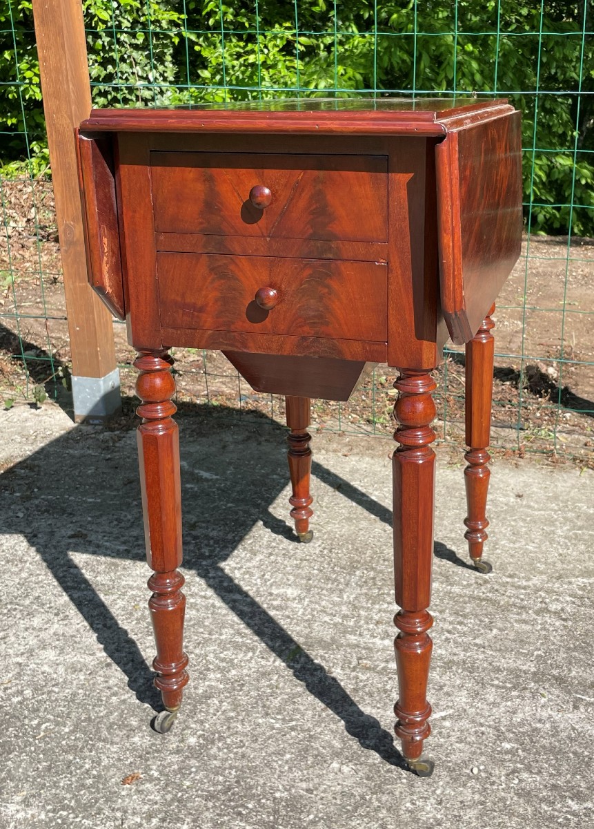 Table d'appoint avec plateau à 2 rabats du 19ème siècle 