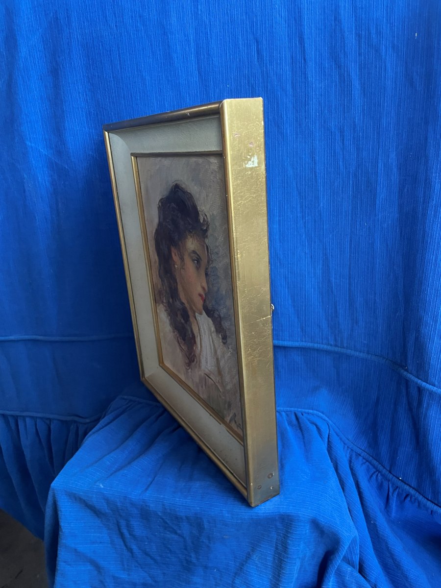Portrait Of A Woman Oil On Panel And Frame-photo-2