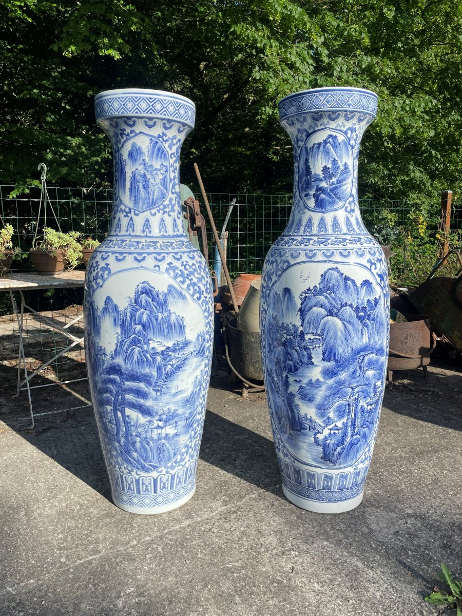  2 Large Chinese Vases - 136 Cm