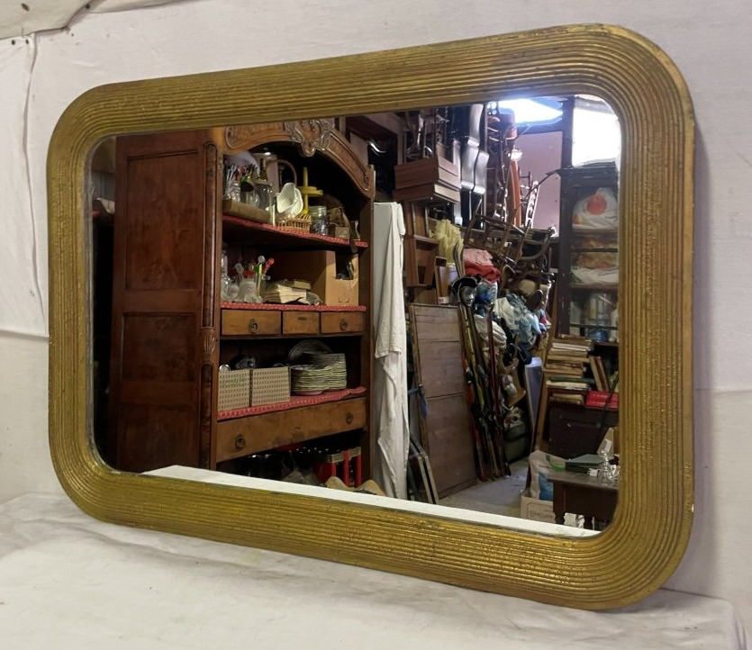 Miroir de chambre doré 