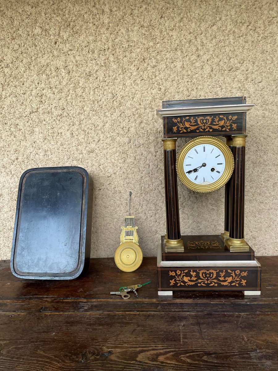 Napoleon III-style Wooden Table Clock With Marquetry-photo-2