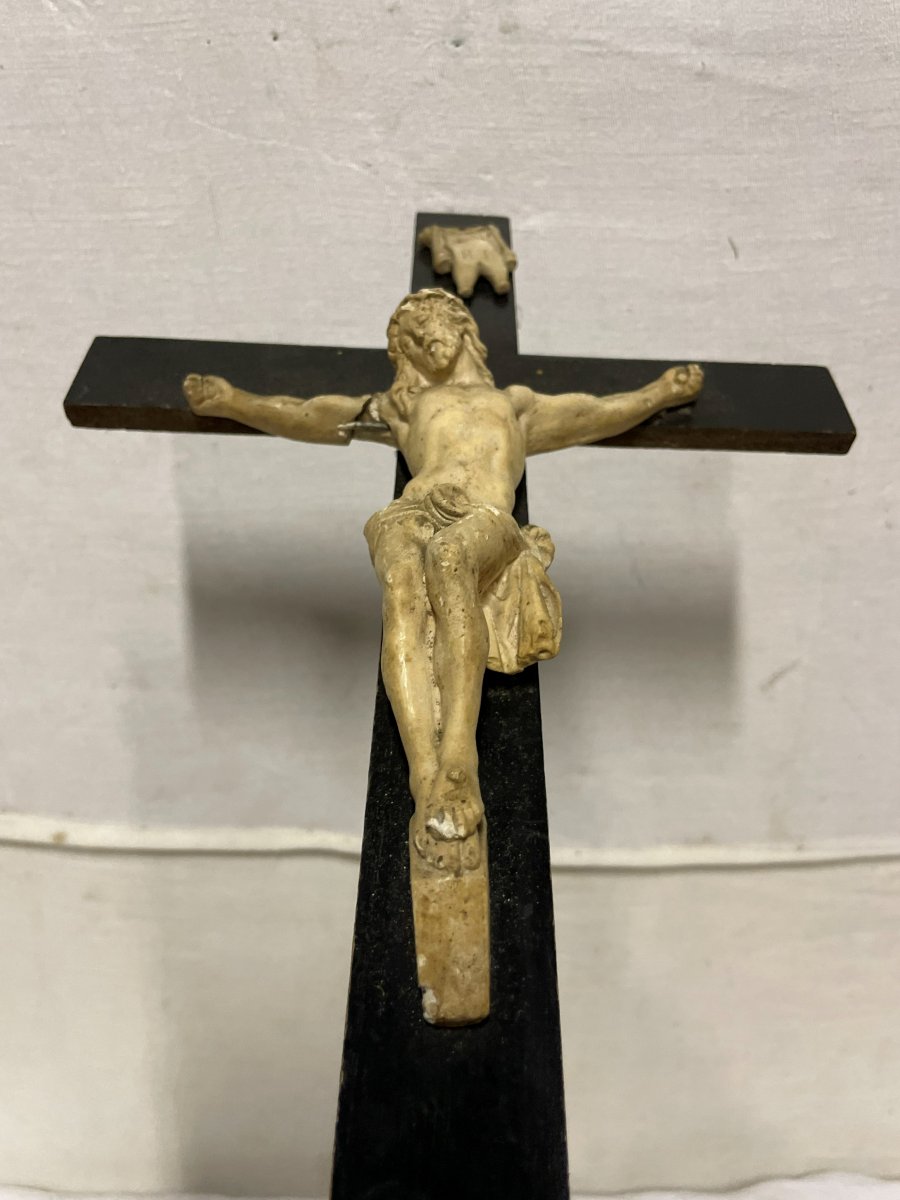 Jesus On The Cross, Plaster And Wood -photo-7