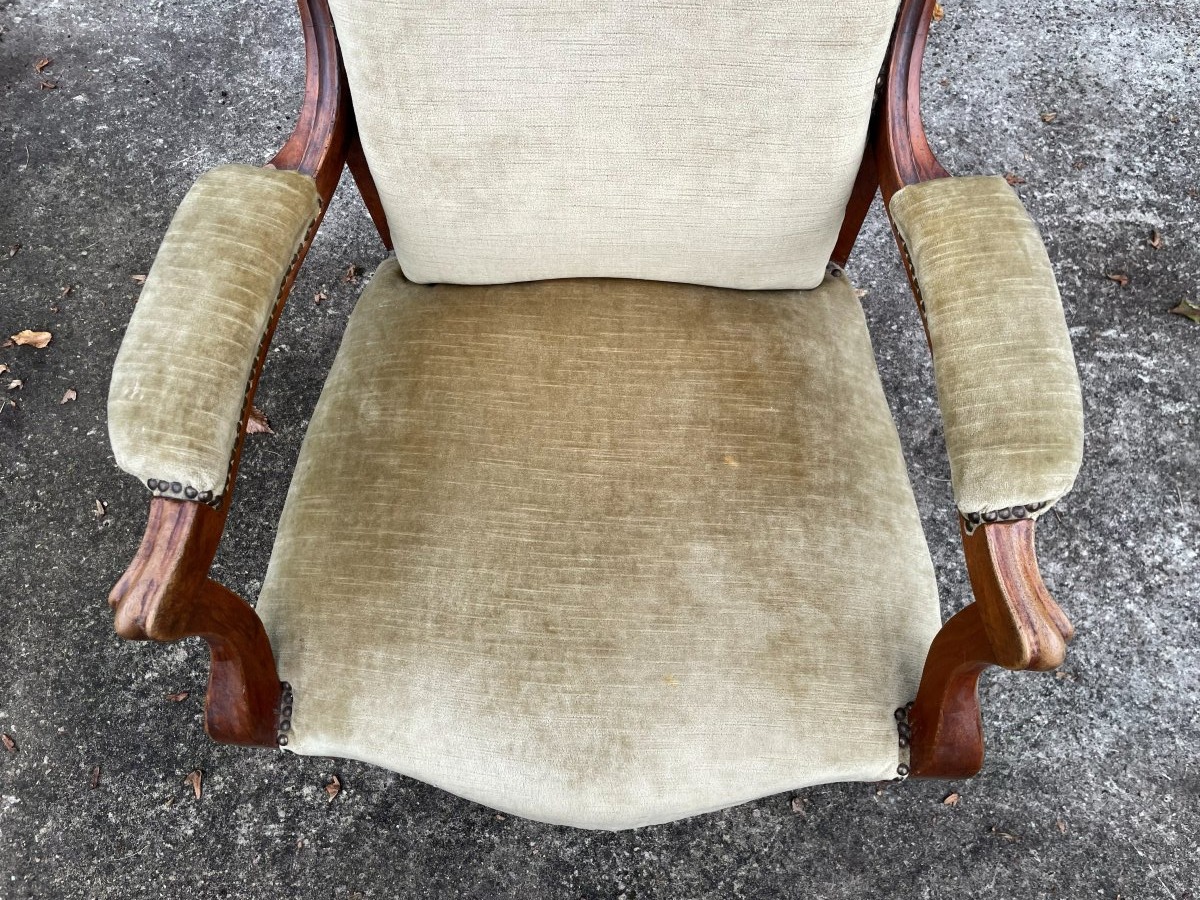 Armchair -photo-1