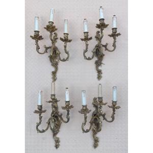 4 Appliques en bronze à 3 branches bon état style Louis XV