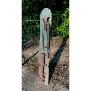 Pompe à eau mural pour le jardin