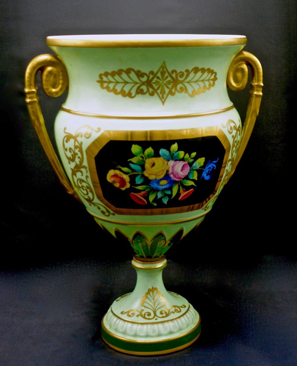 Large Porcelain Vase From Paris, Sèvres