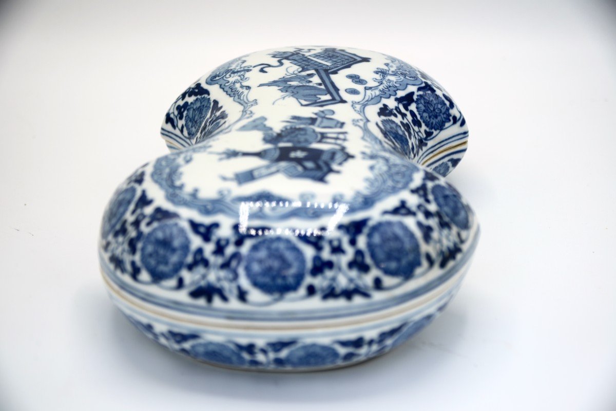 China, Ingot Box, Blue White-photo-3