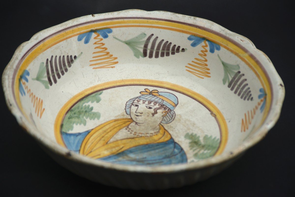 Nevers, Salad Bowl With Peasant Decor, 19th Century-photo-1