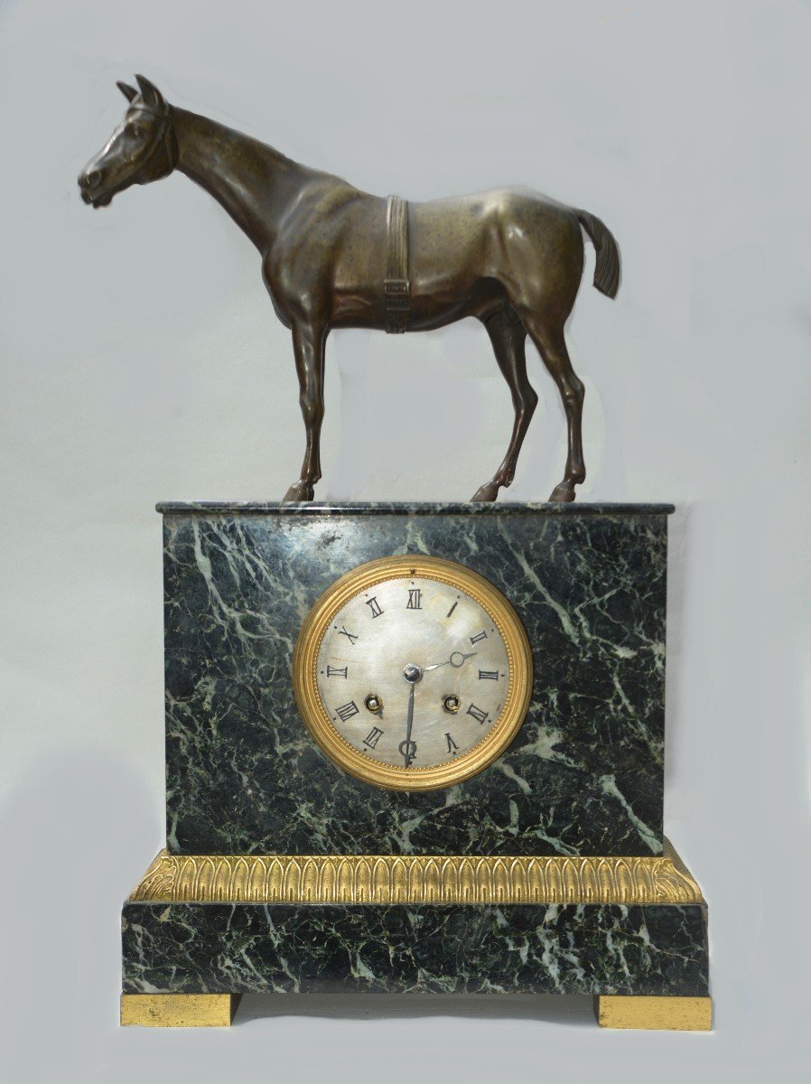 Pendule Restauration "au Cheval", Marbre et Bronze, XIXème, Ets Barbot Paris