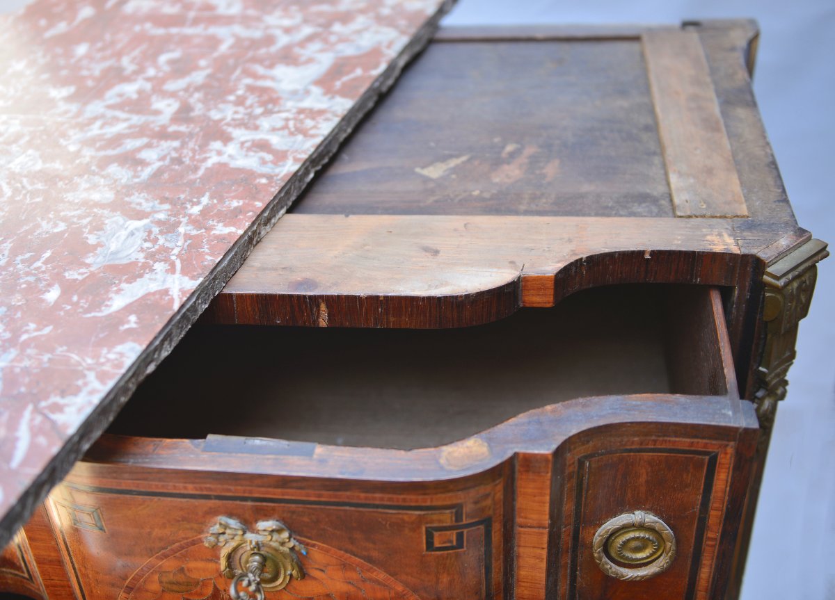 Small Transition Period Chest Of Drawers-photo-6