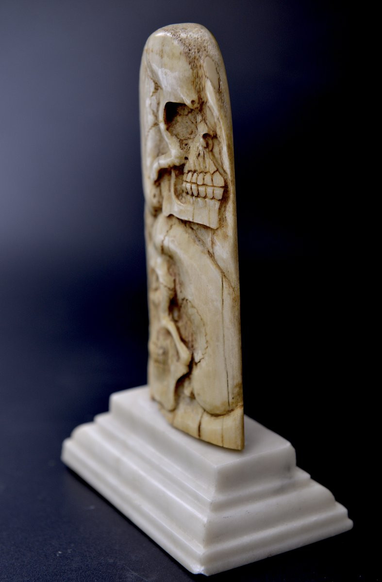 Memento Mori In Deer Bone-photo-2