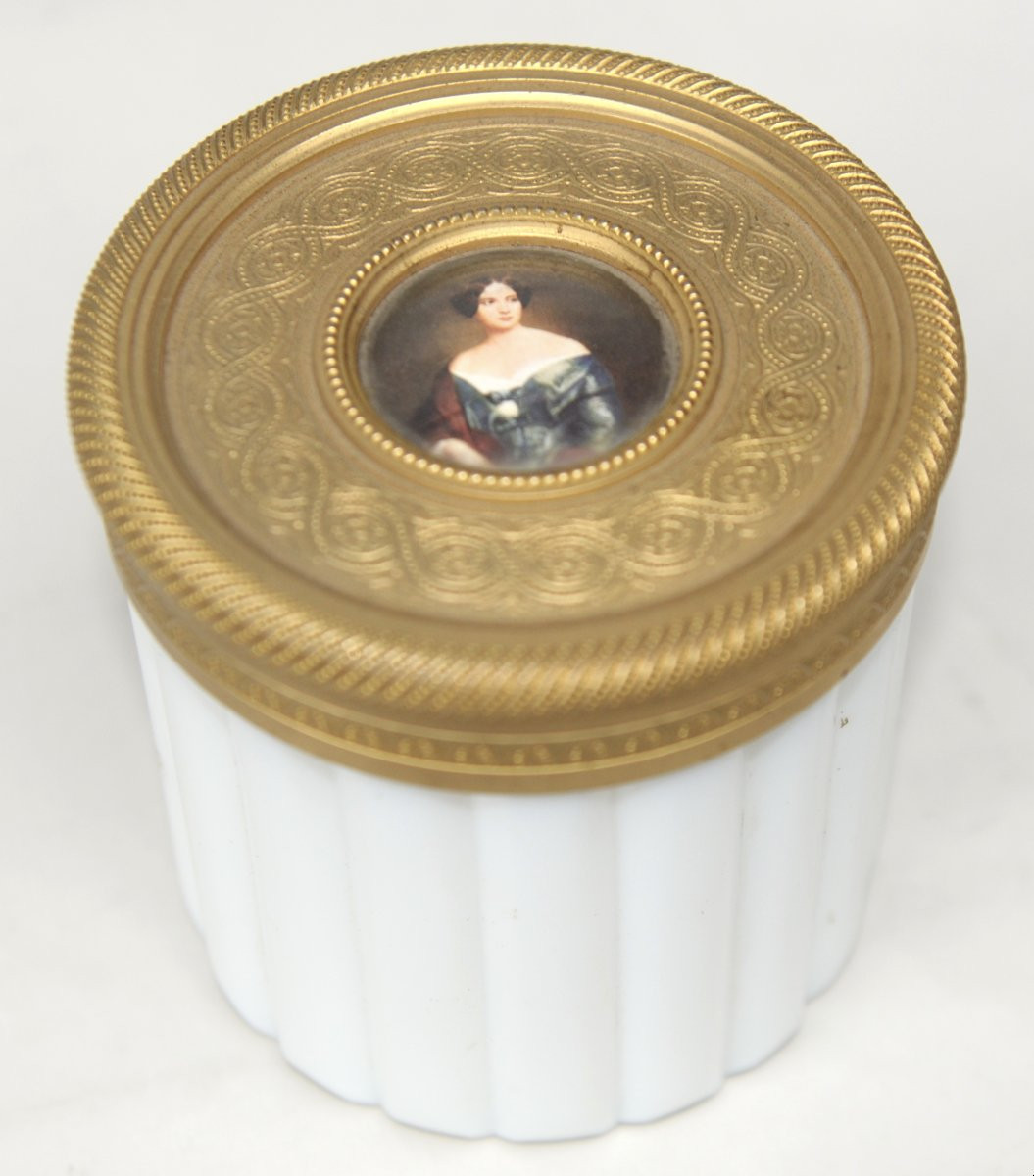 Pot Rond en Opaline avec Miniature -photo-2