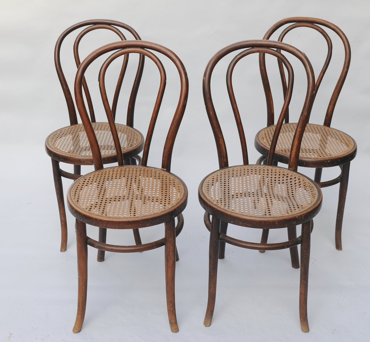 Thonet, 4 Chaises "Bistrot" Bois Courbé vers 1900