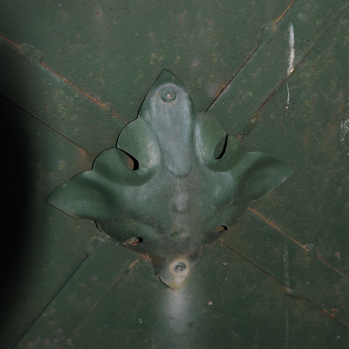 Pair Of Versailles-style Green Sheet Metal Orange Or Lemon Tree Planters-photo-2