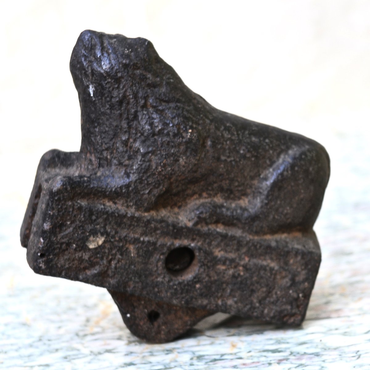 19th-century Cast-iron Reclining Lion Doorstop-photo-2
