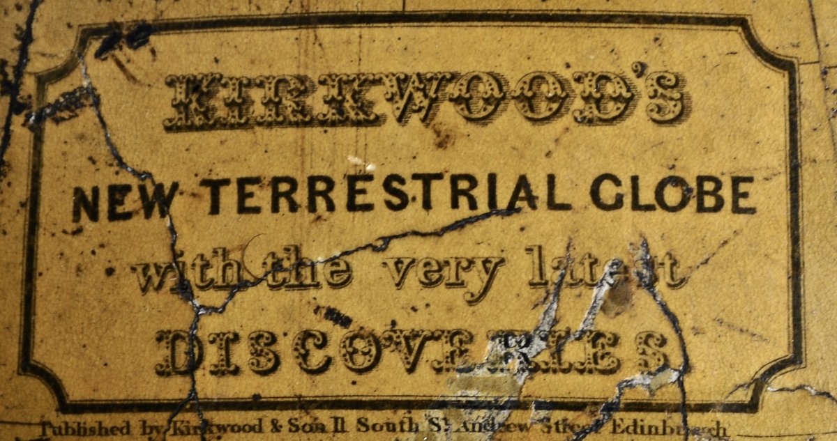 Globe terrestre de table de Kirkwood & Son, Édimbourg (Écosse) entre 1826 et 1833-photo-2