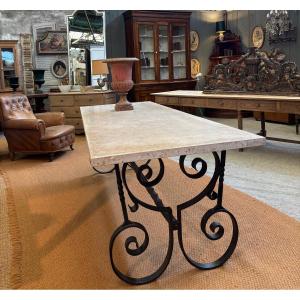 Table en fer forgé et dessus marbre